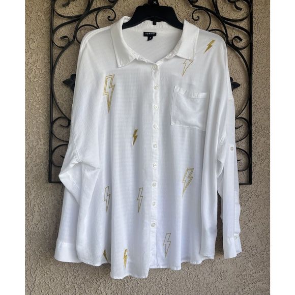Torrid Drop Shoulder Button Front Top - Size 2X - Lightning White - Picture 4 of 10